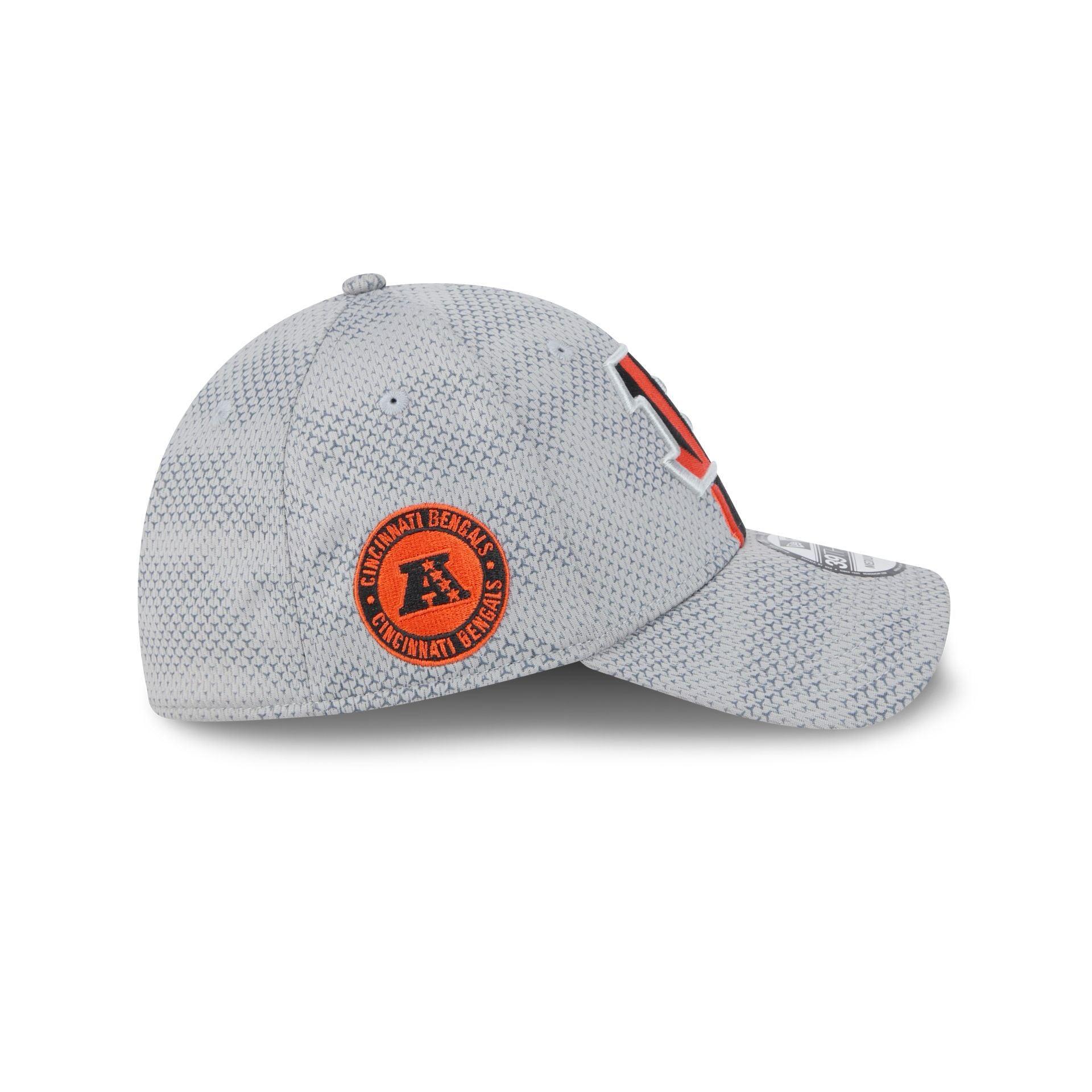 Cincinnati Bengals 2024 Sideline Gray 39THIRTY Stretch Fit Hat Male Product Image