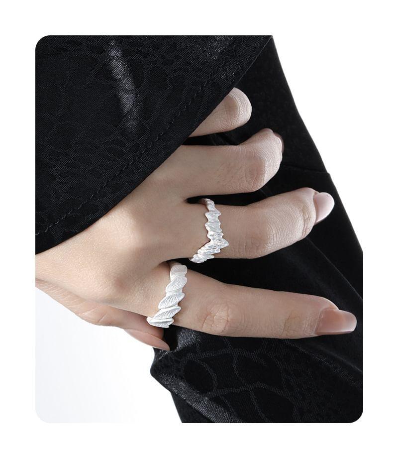 925 Sterling Silver Leaf Open Ring Product Image