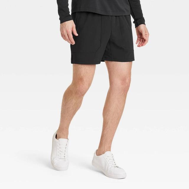 Mens Versatility Shorts 6 - All In Motion Black XXL Product Image