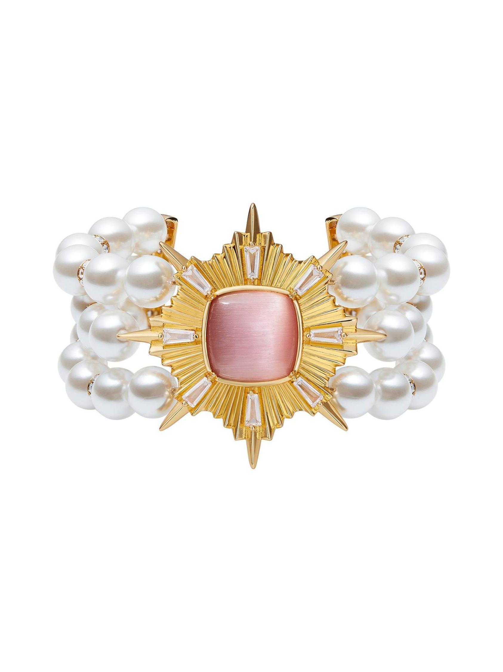 Felicty Pearl Bracelet Product Image