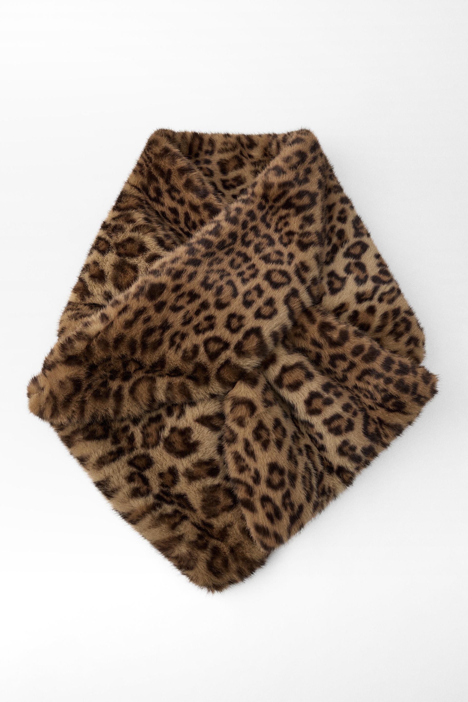 FAUX FUR ANIMAL PRINT SCARF Product Image