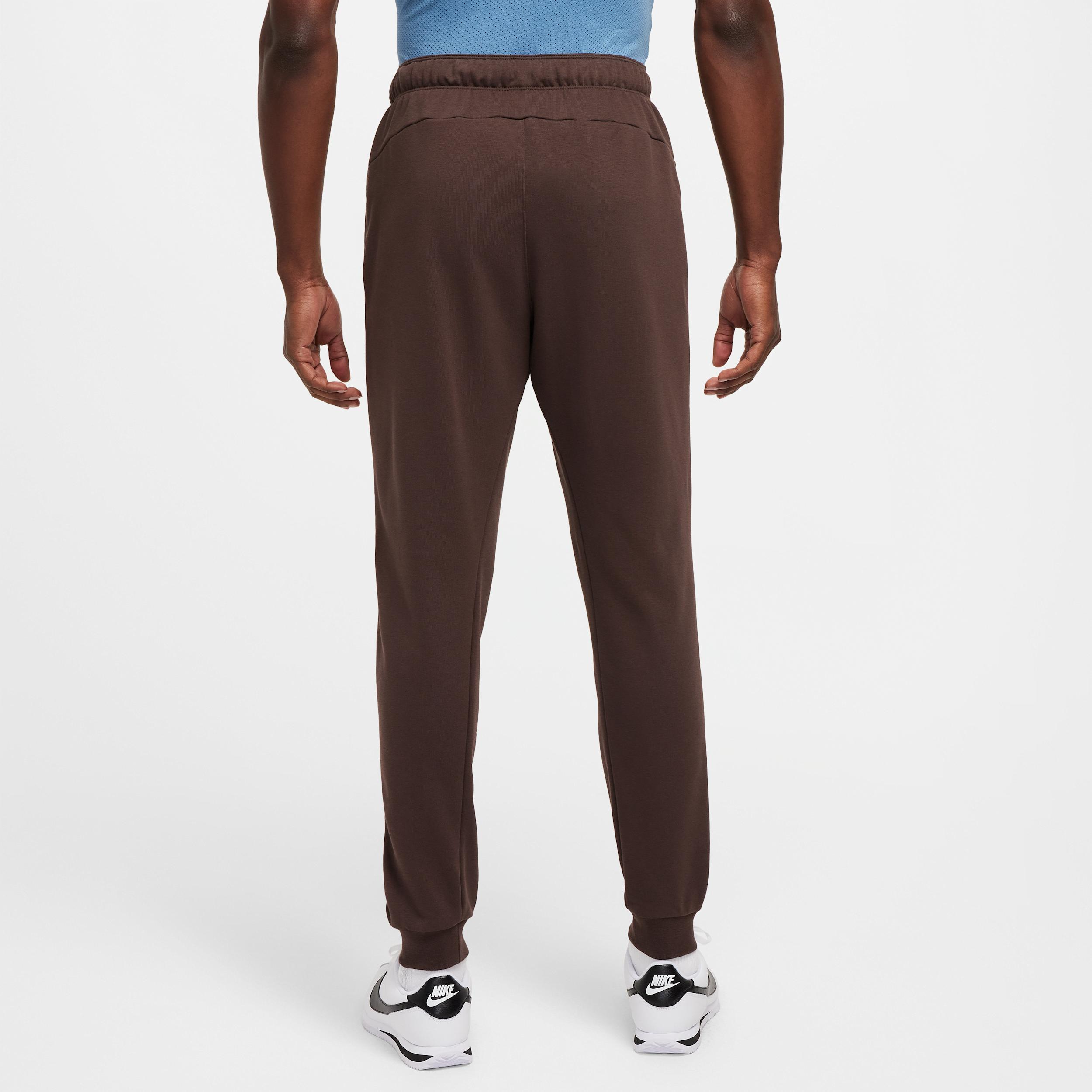 NikeCourt Heritage Men's French Terry Tennis Pants Product Image