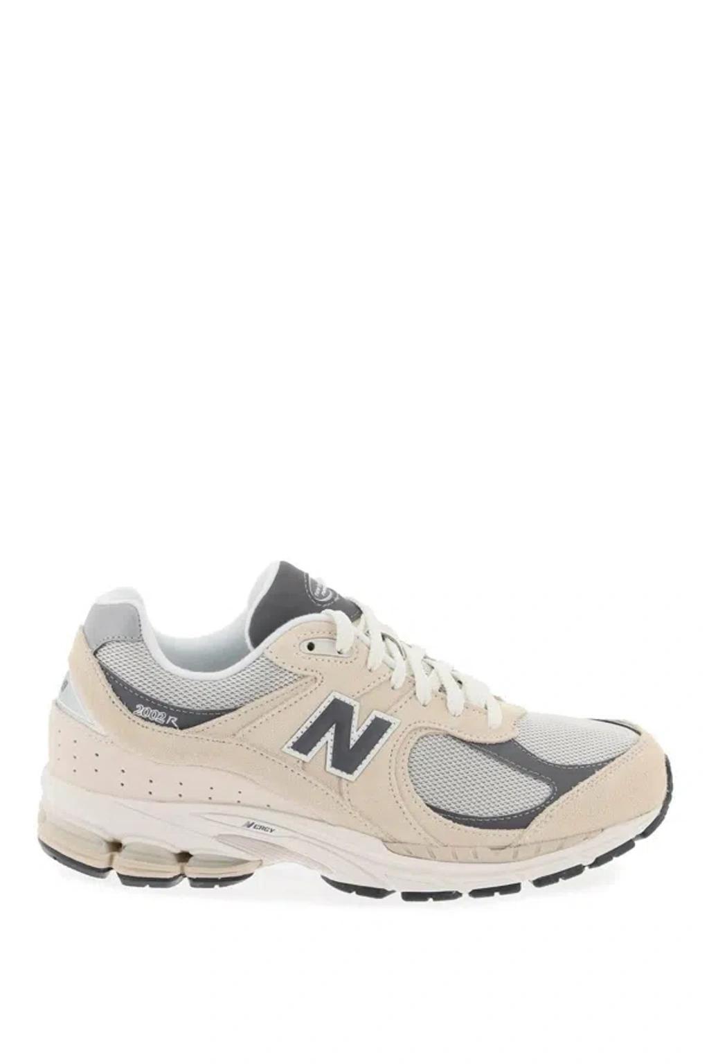 NEW BALANCE 2002 R Sneakers In Grey,beige Product Image