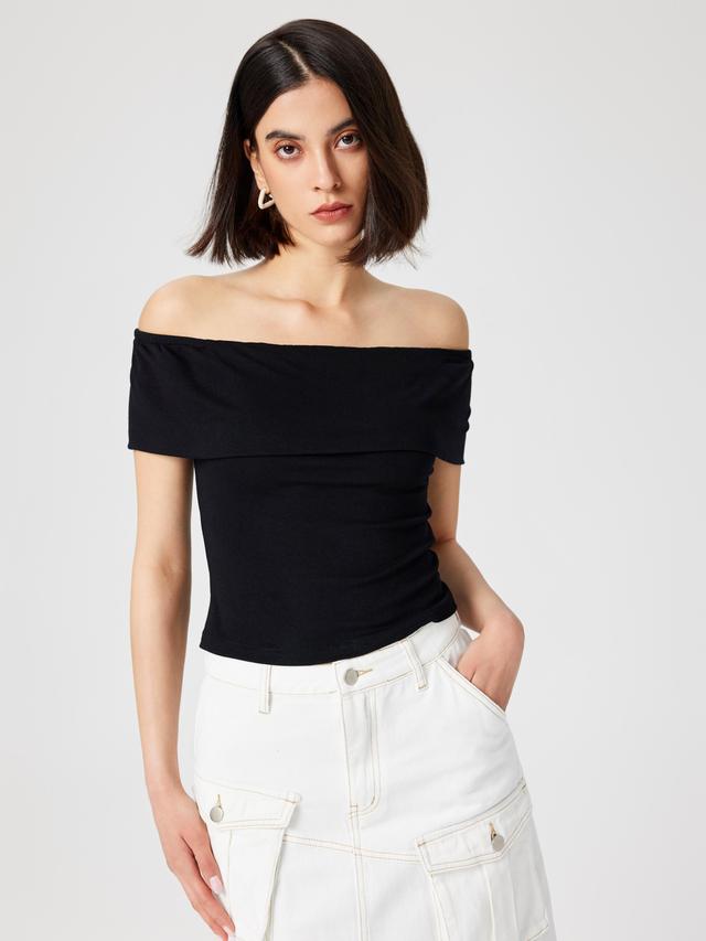 Off-shoulder Knit Short Sleeve Top Product Image