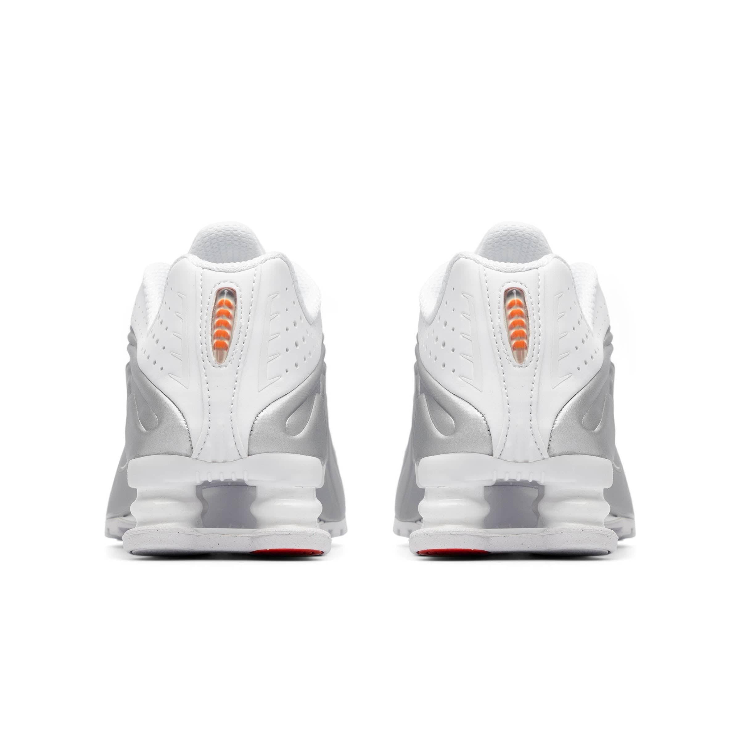 WOMEN'S SHOX R4 Female Product Image