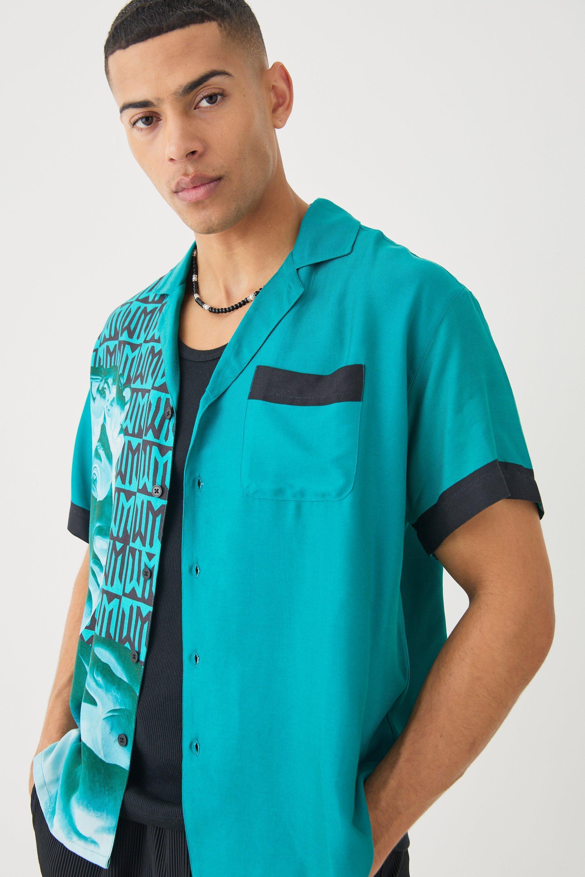 Mens Green Short Sleeve Boxy Viscose Spliced Statue Shirt, Green Product Image