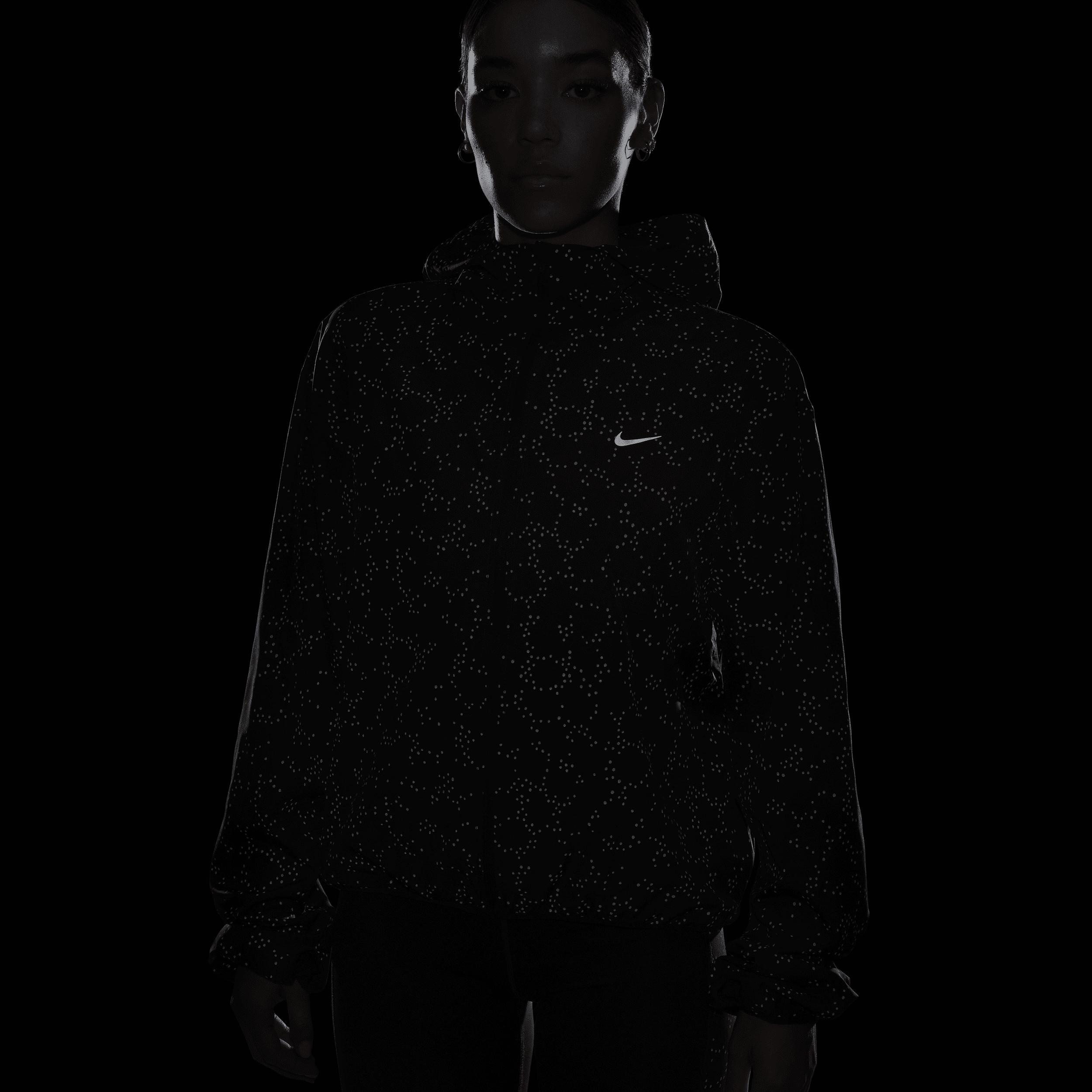 Nike Women's Dri-FIT Running Jacket Product Image