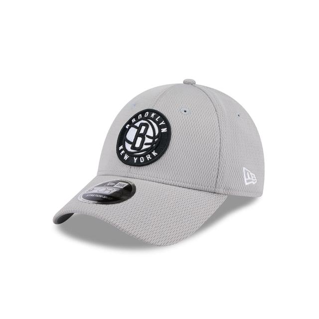 Brooklyn Nets Gray 9FORTY Stretch-Snap Hat Male Product Image