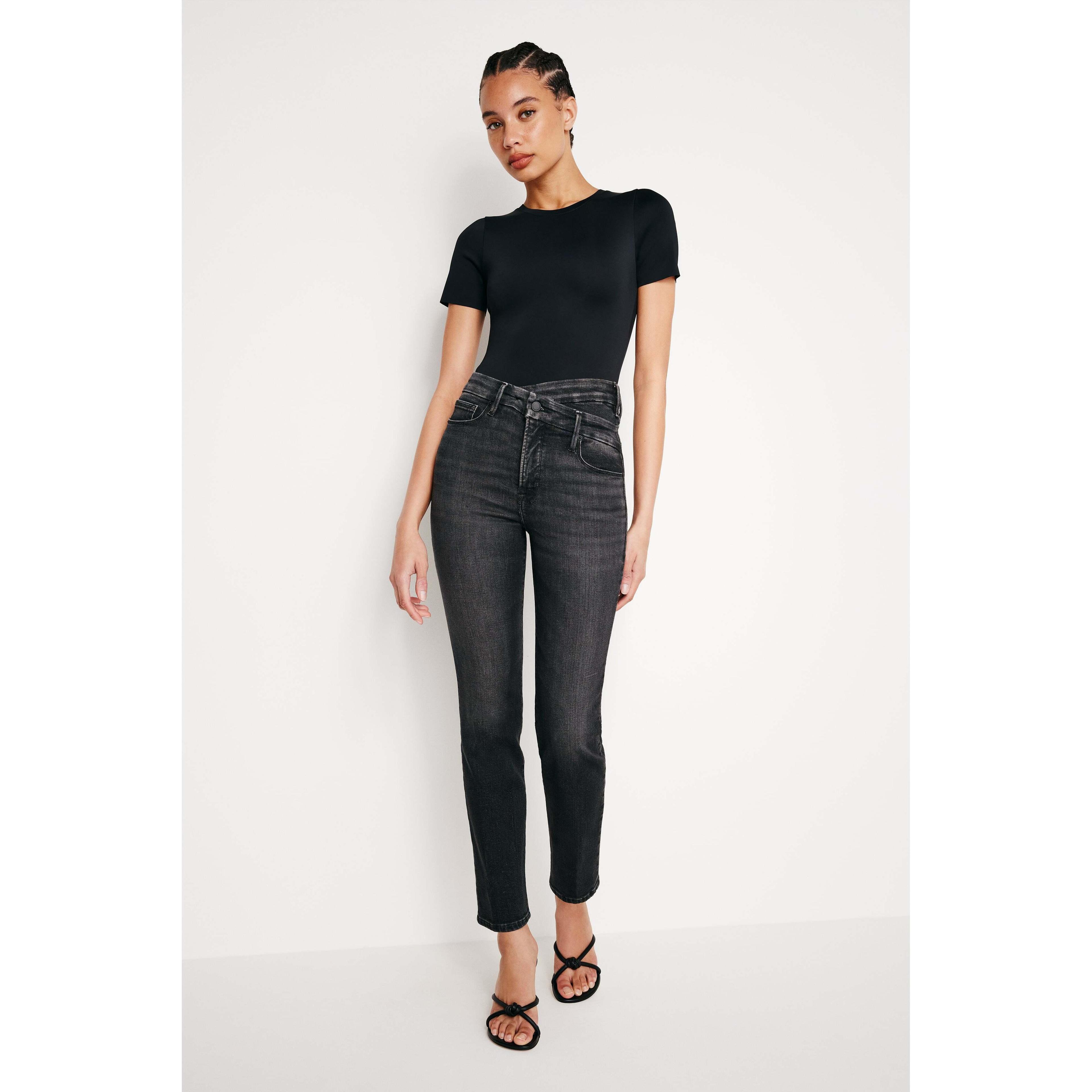 Womens Good Classic Slim Straight Jeans | Black, 219 Size 8 | Good American by Khlo Kardashian Product Image