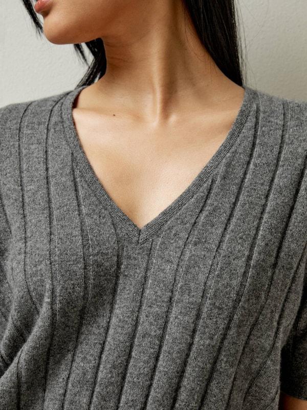 V-Neck Cashmere T-shirt Product Image