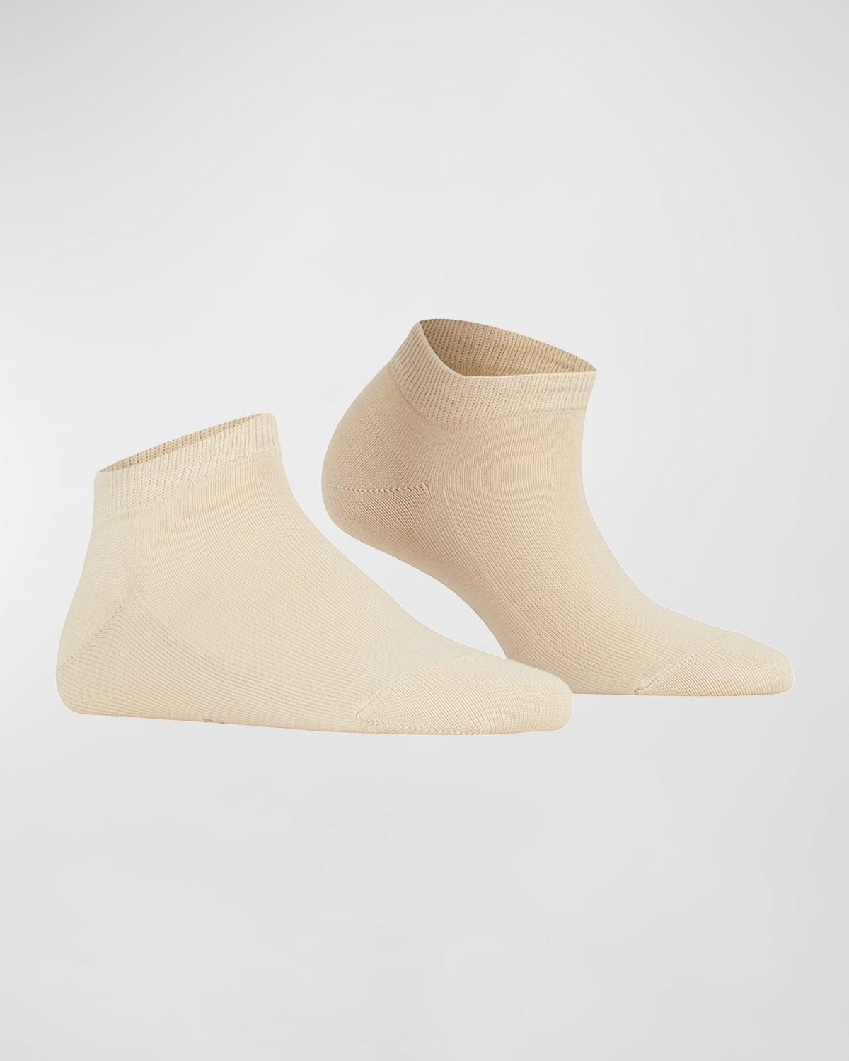 Ribbed Sneaker Socks Product Image