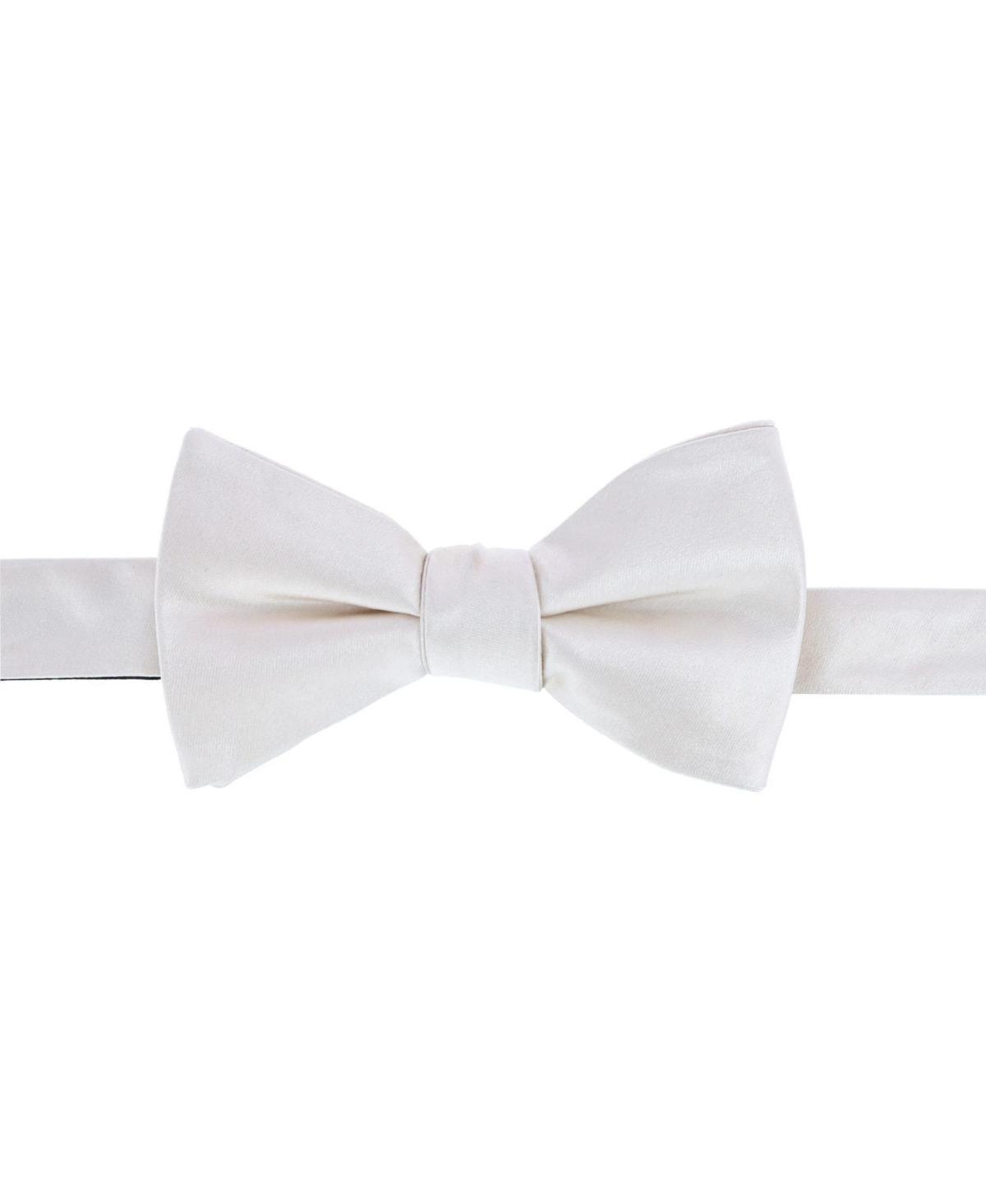 Trafalgar Sutton Silk Bow Tie Product Image