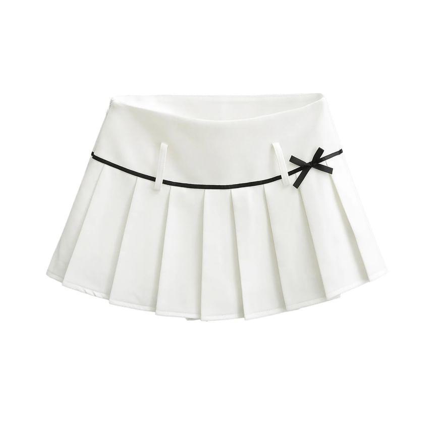 High Rise Bow Accent Mini A-Line Pleated Skirt product image