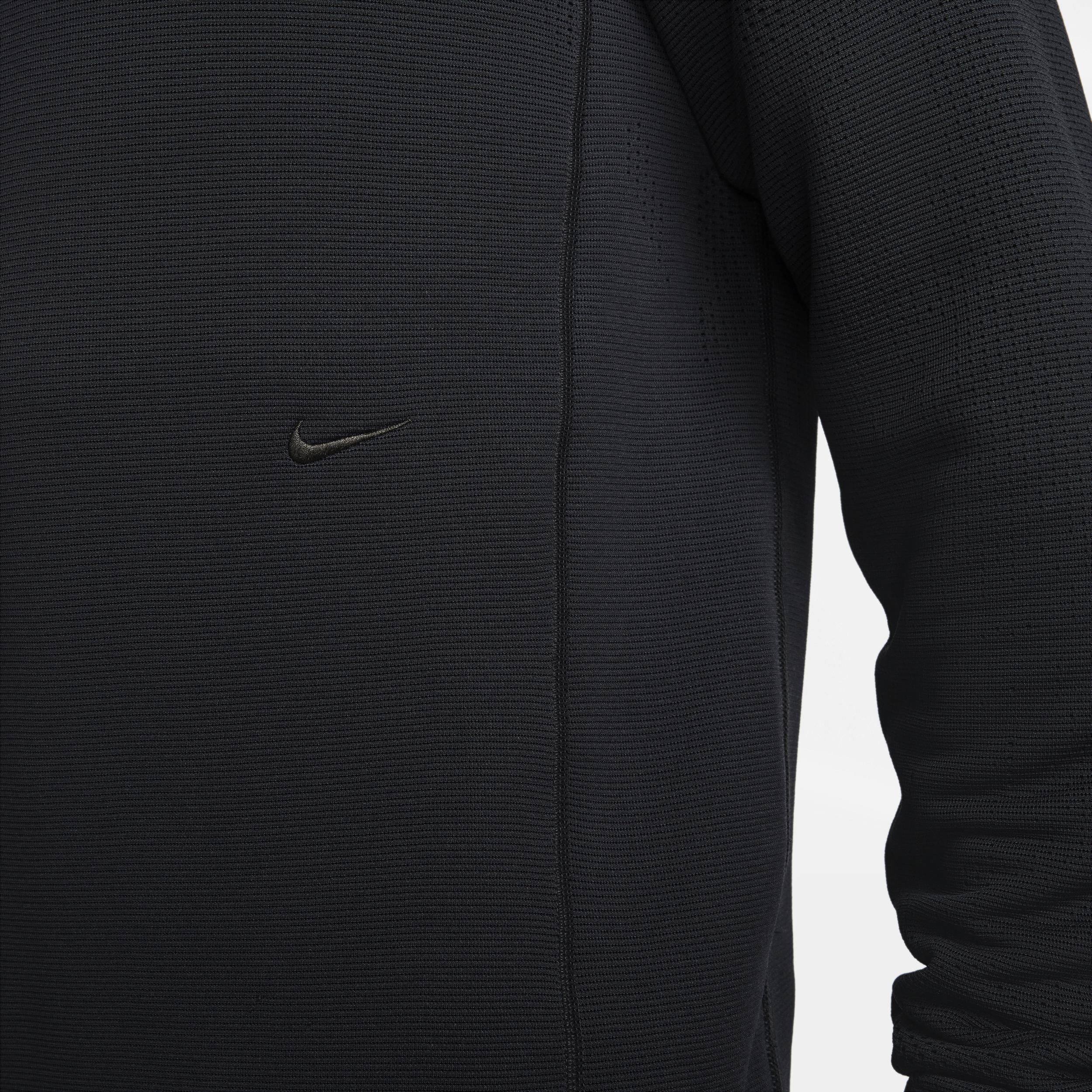 Nike Men's A.P.S. Therma-FIT ADV Versatile Crew Product Image