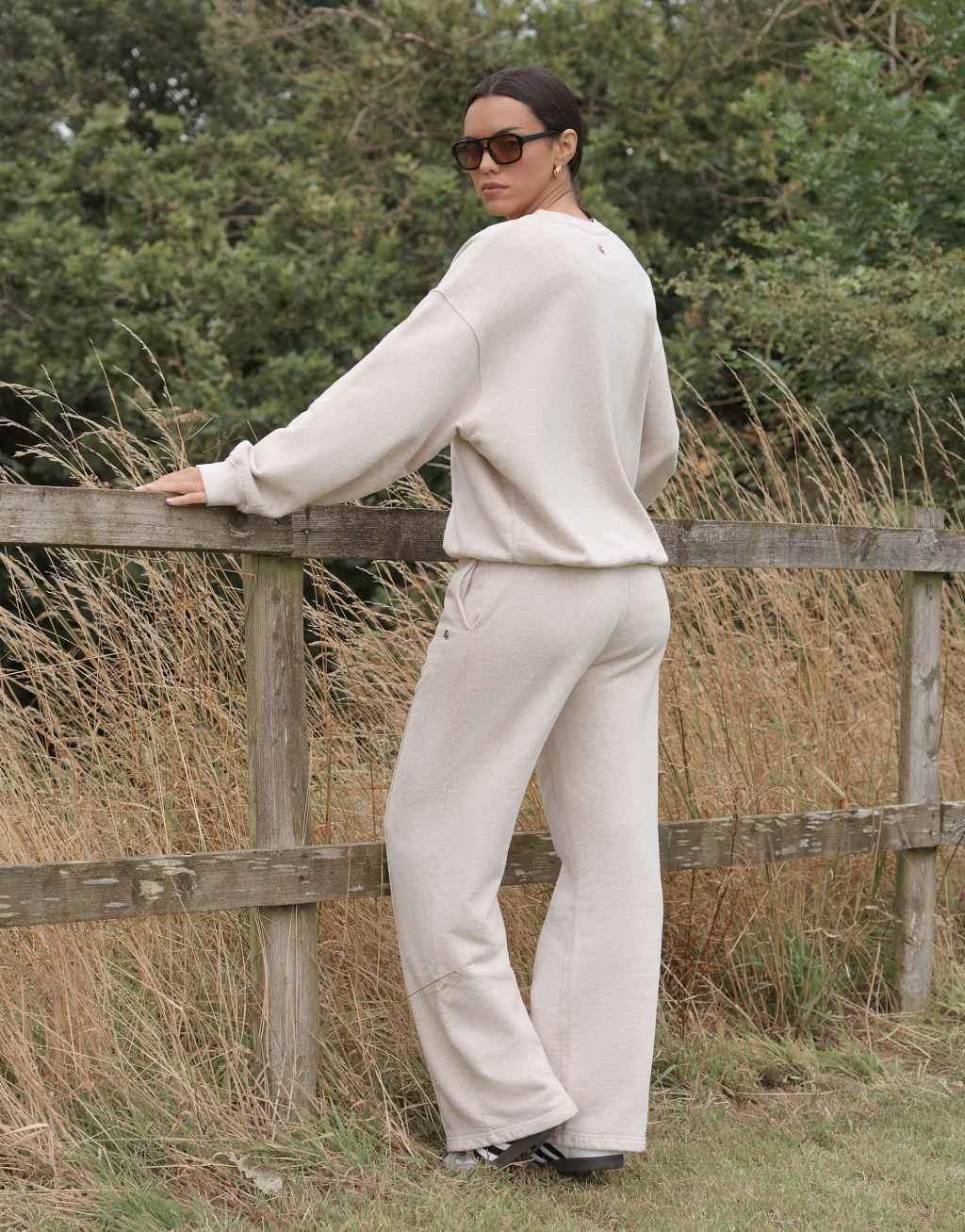 4th & Reckless wide leg sweatpants in oatmeal Product Image