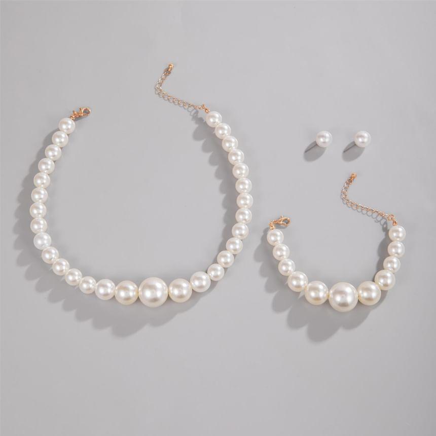 Set: Faux Pearl Beaded Necklace + Stud Earring + Bracelet Product Image