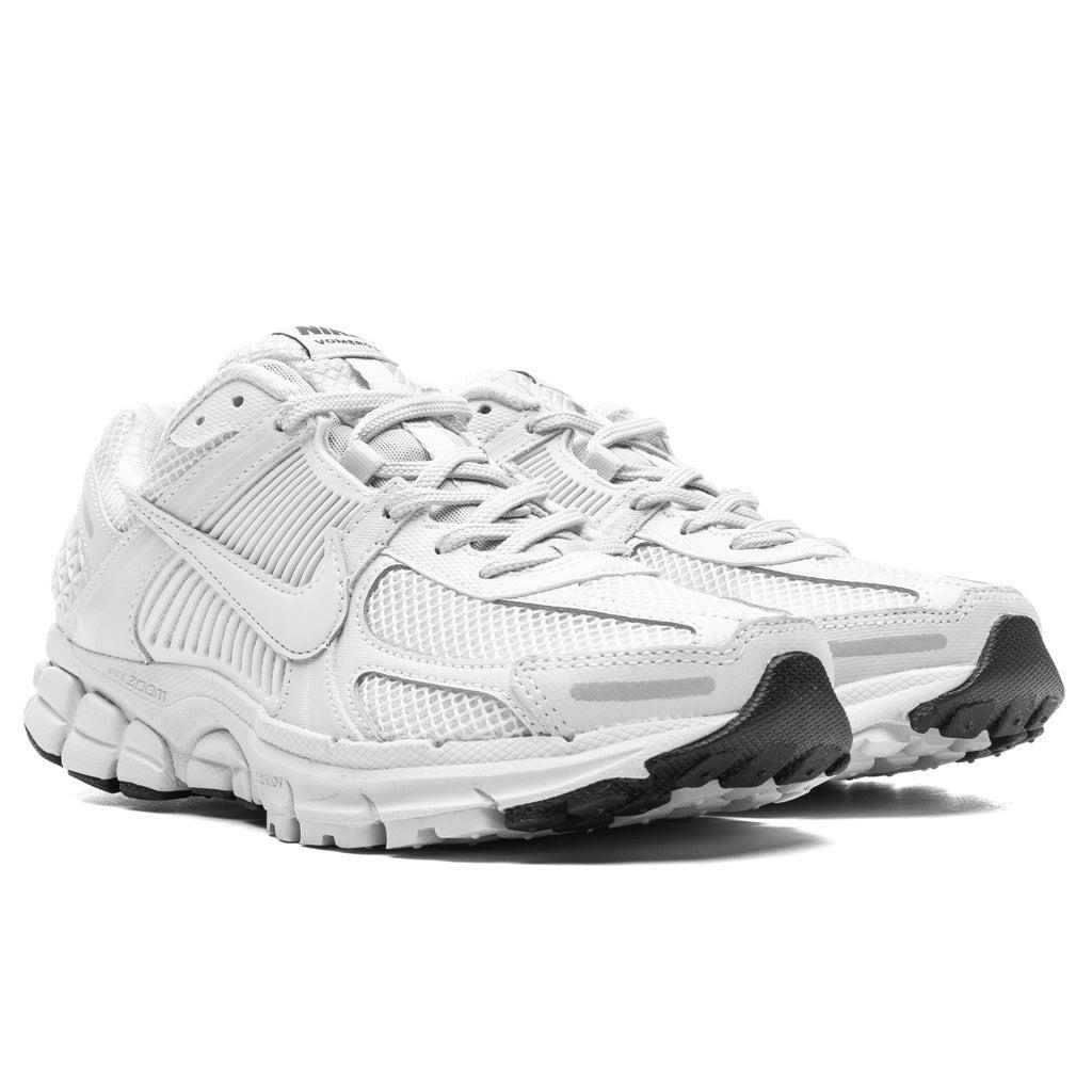 Women's Zoom Vomero 5 - White/Vast Grey/Black Female Product Image