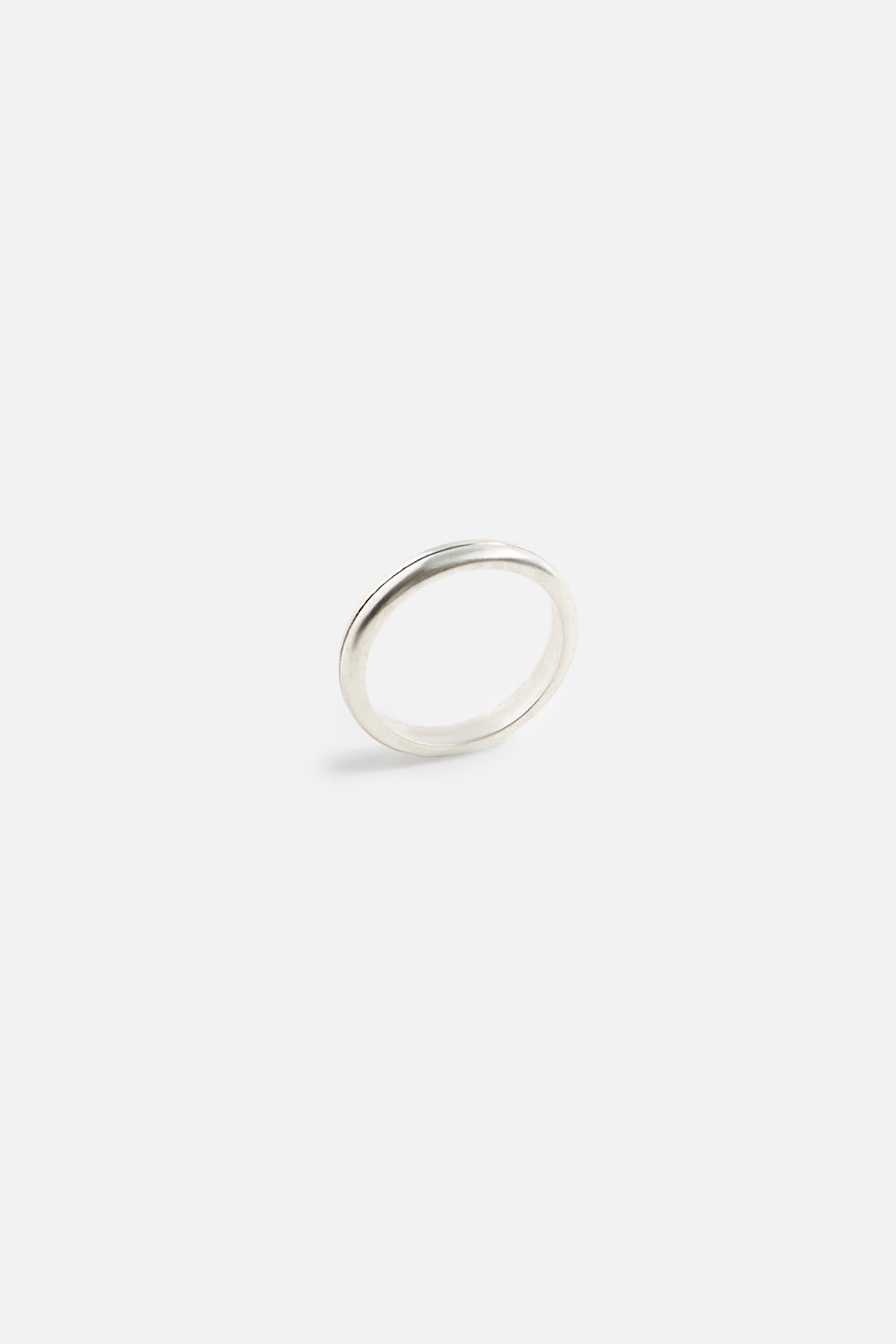 ENGRAVED MINIMALIST RING Product Image