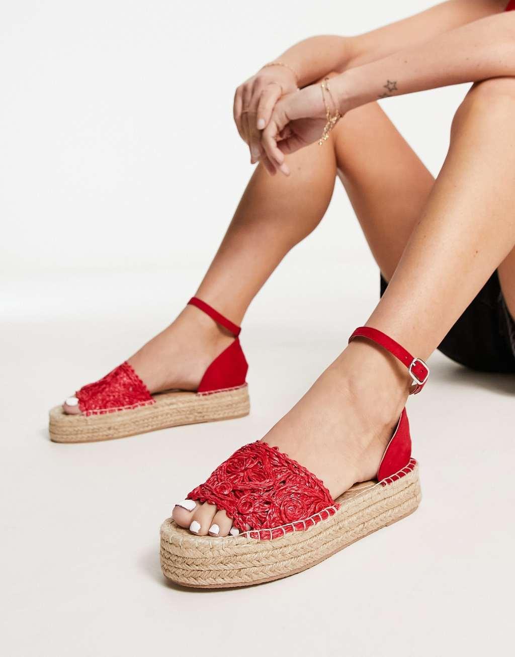 South Beach woven flatform espadrille sandals in red Product Image