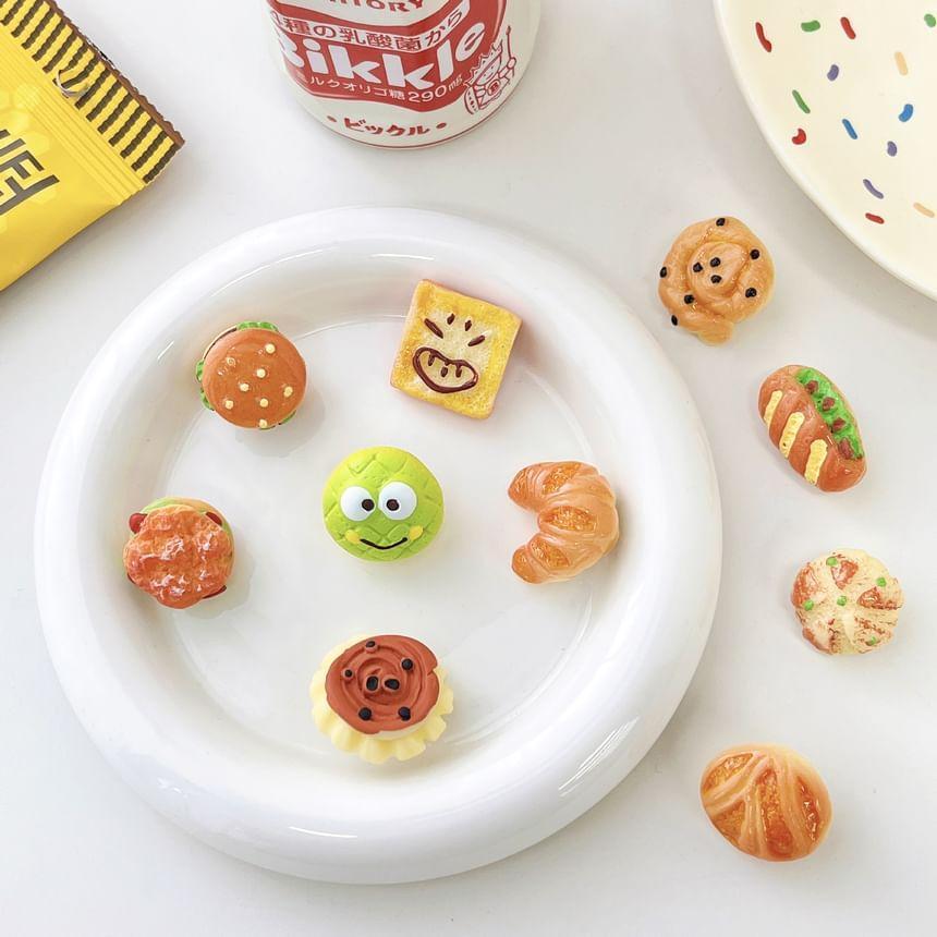 Food Plastic Brooch Product Image