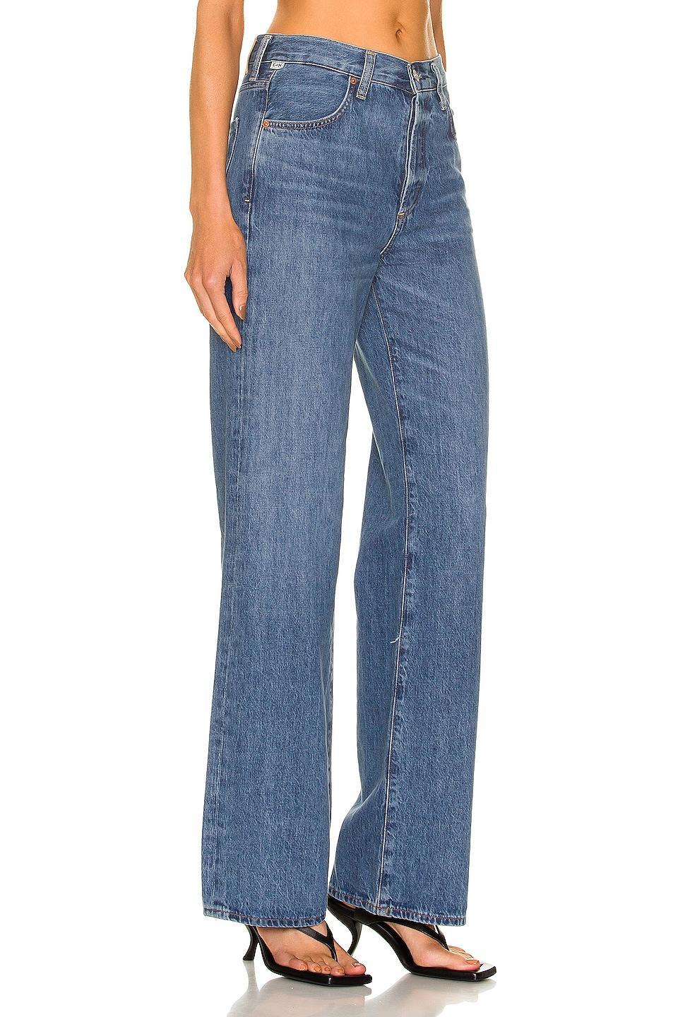 Citizens of Humanity Annina Trouser in Pinnacle - Blue. Size 31 (also in 25, 26, 27, 28, 29, 30, 32, 33). Product Image