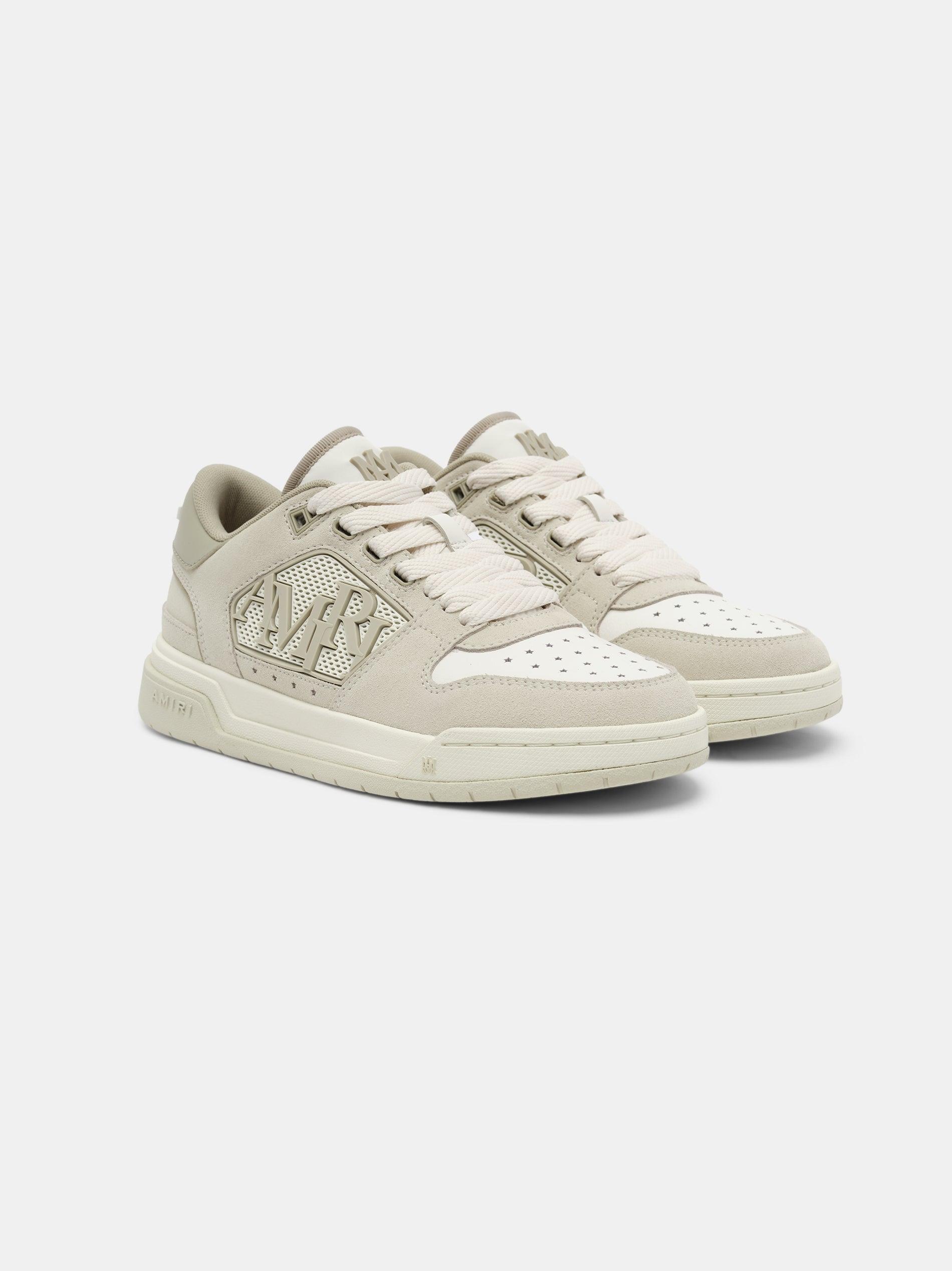 WOMEN - WOMEN'S SUEDE CLASSIC LOW - Birch Female Product Image