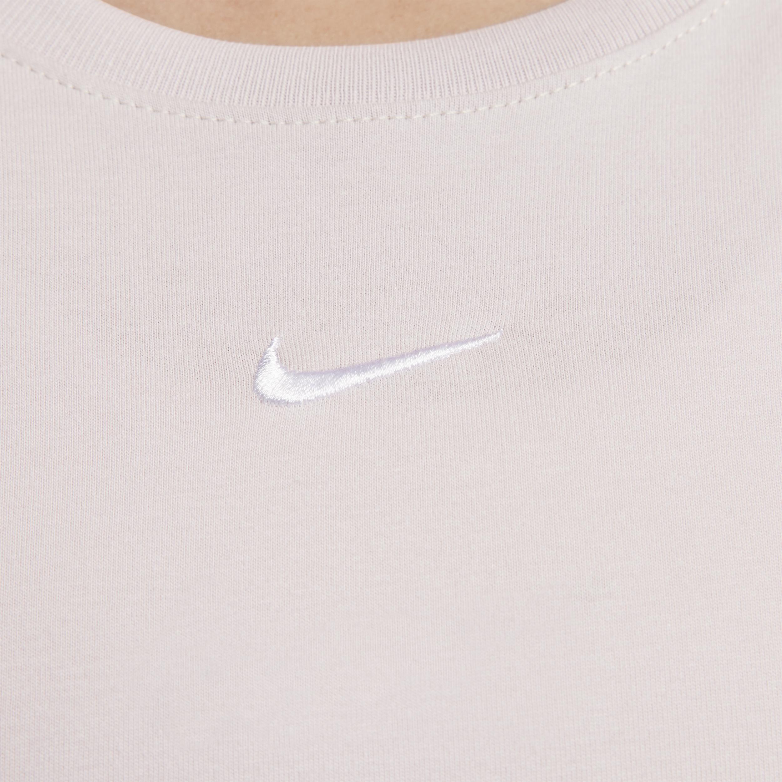 Women's Nike Sportswear Premium Essentials Long-Sleeve T-Shirt Product Image