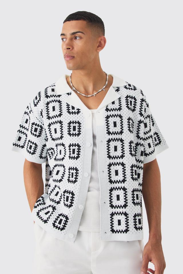 Mens White Oversized Boxy Crochet Knit Revere Shirt, White Product Image