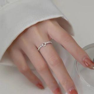 925 Sterling Silver Rhinestone Ring Product Image