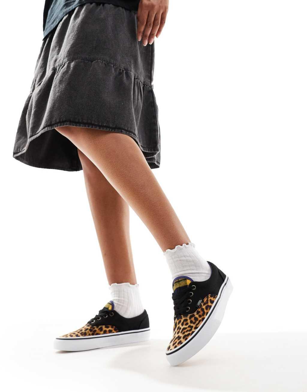 Vans Authentic 90s sneakers in leopard print Product Image