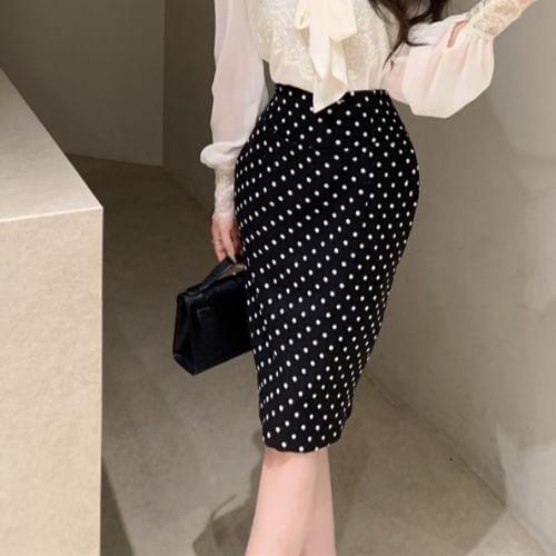 Long-Sleeve Tie-Neck Lace Panel Blouse / High Waist Dotted Pencil Skirt Product Image