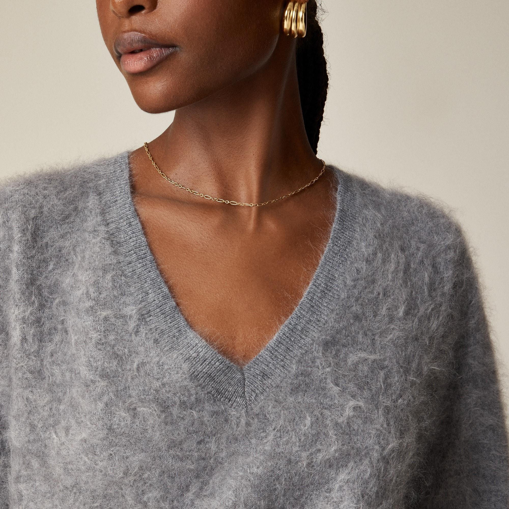 Brushed cashmere cropped V-neck sweater Product Image