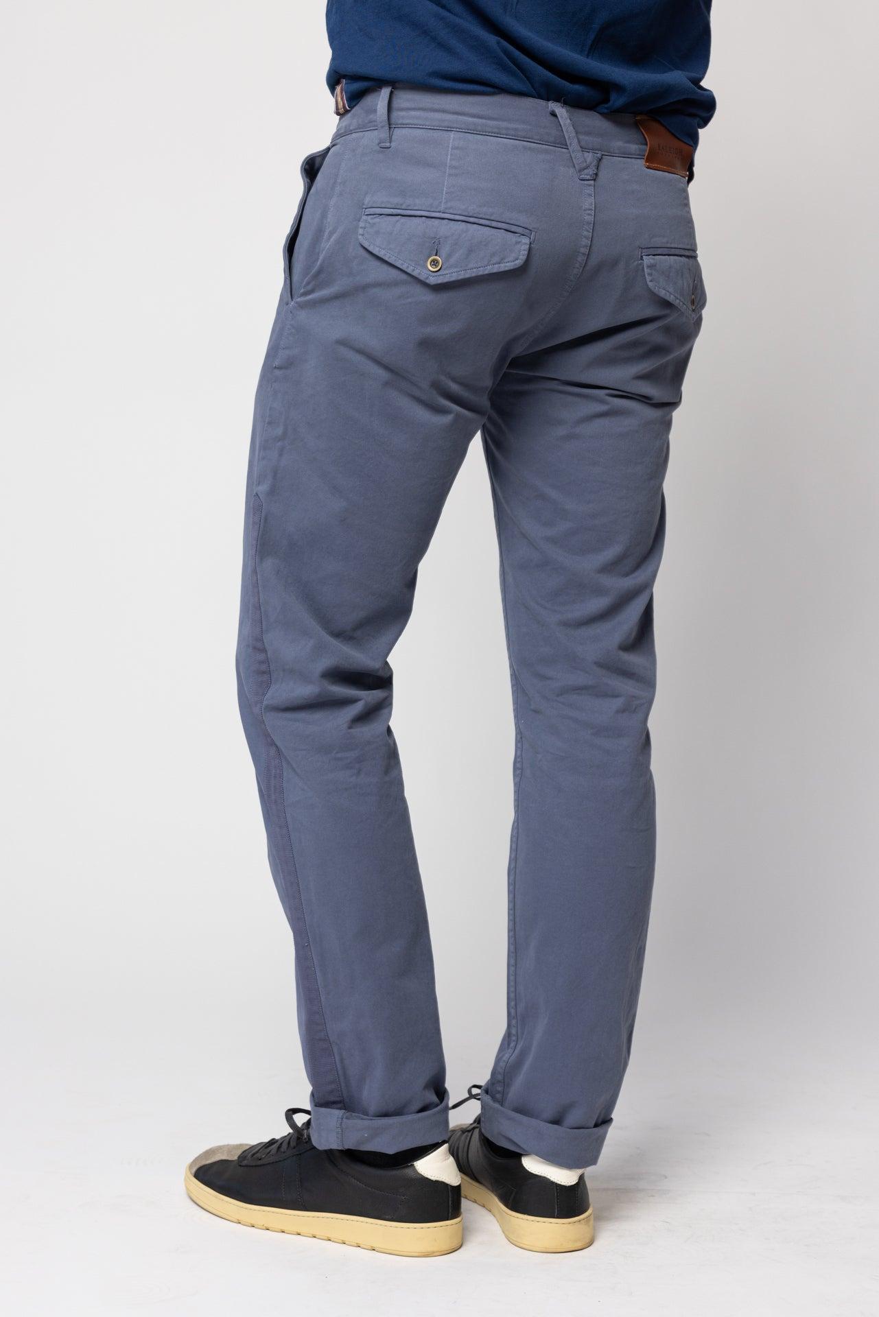 Rowan Tapered Trouser | Overcast Male Product Image