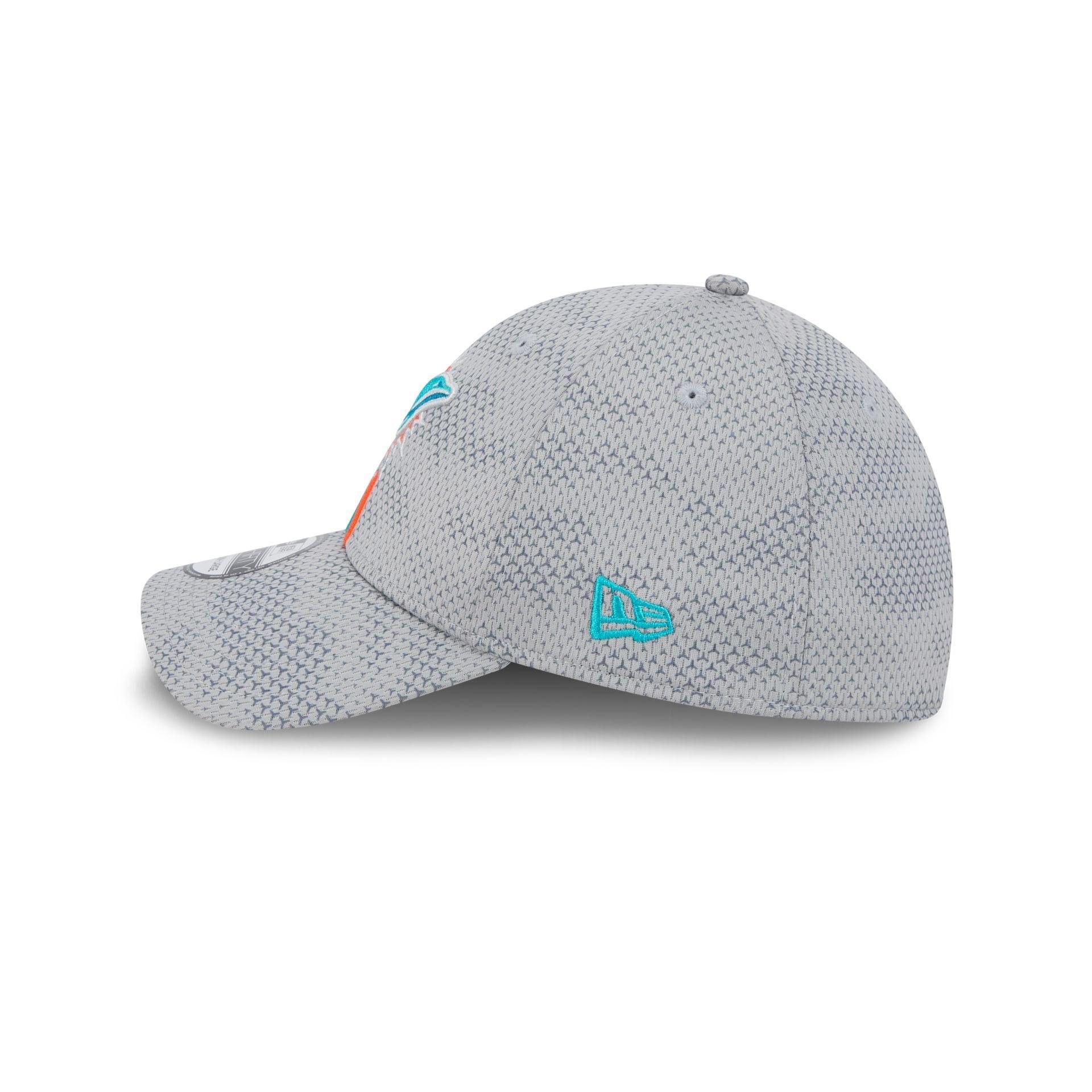 Miami Dolphins 2024 Sideline Gray 39THIRTY Stretch Fit Hat Male Product Image