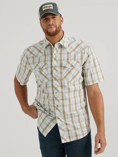 Wrangler 20X® Men's S/S Khaki Plaid Advanced Comfort Snap Shirt Product Image