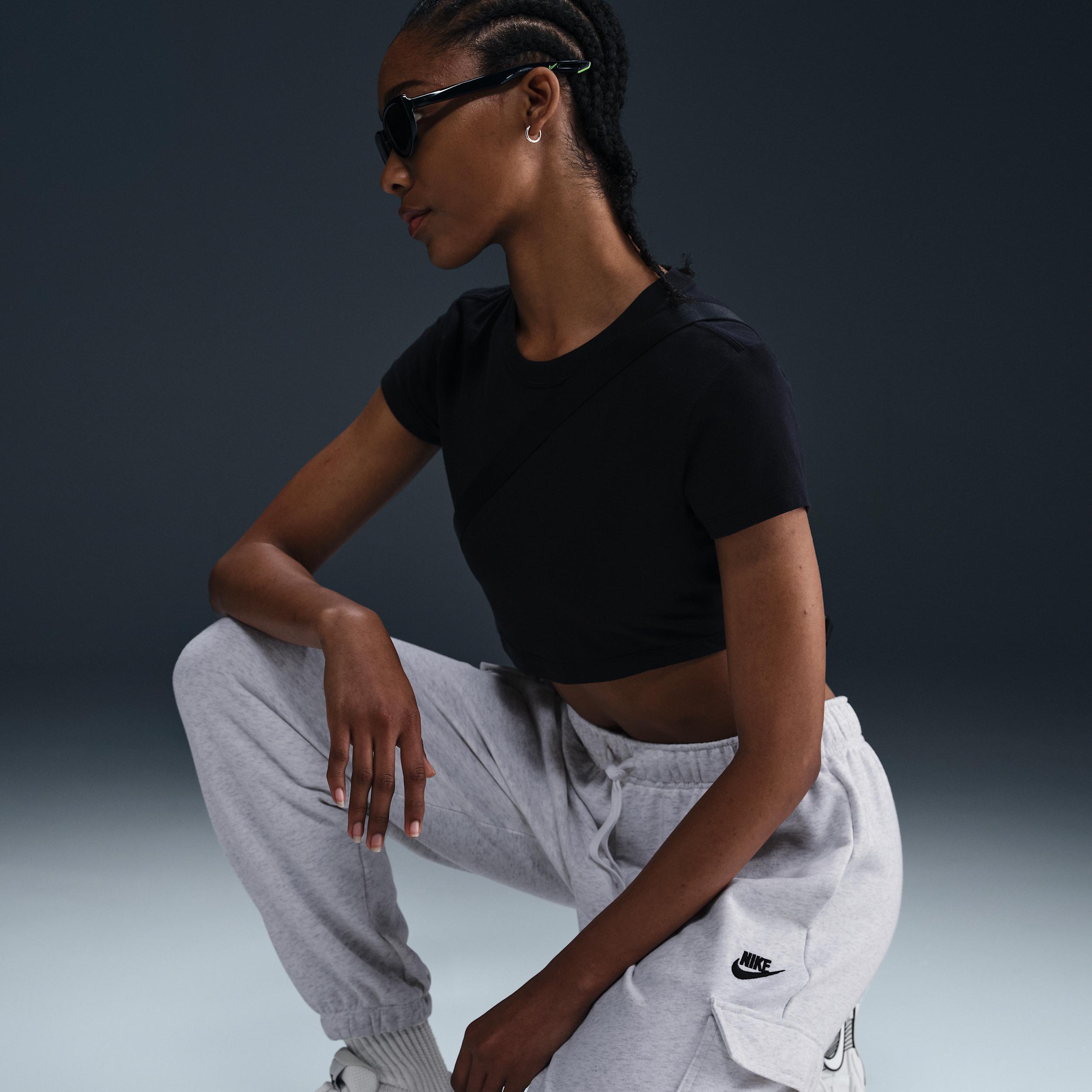 Women's Nike Sportswear Club Fleece Mid-Rise Oversized Cargo Sweatpants Product Image