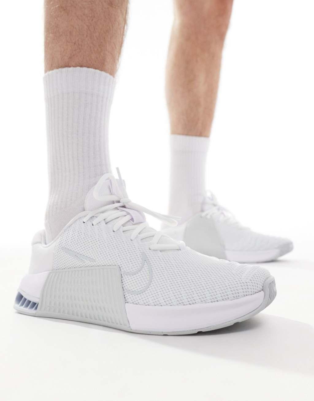 Nike Training Metcon 9 sneakers in white Product Image