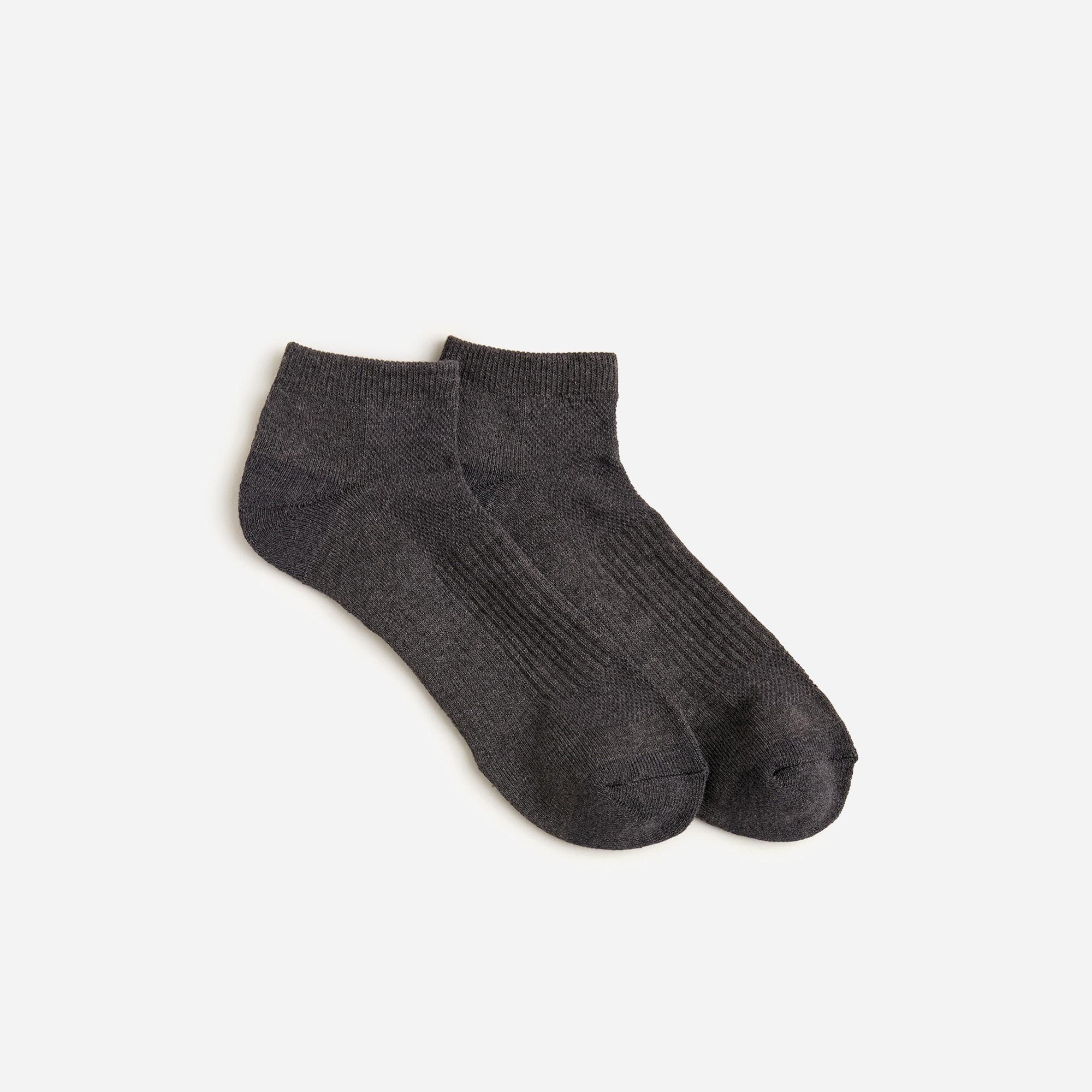 Athletic quarter crew socks Product Image