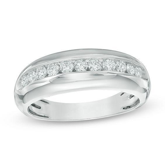 Men's 1/2 CT. T.w. Diamond Wedding Band in 14K White Gold Product Image