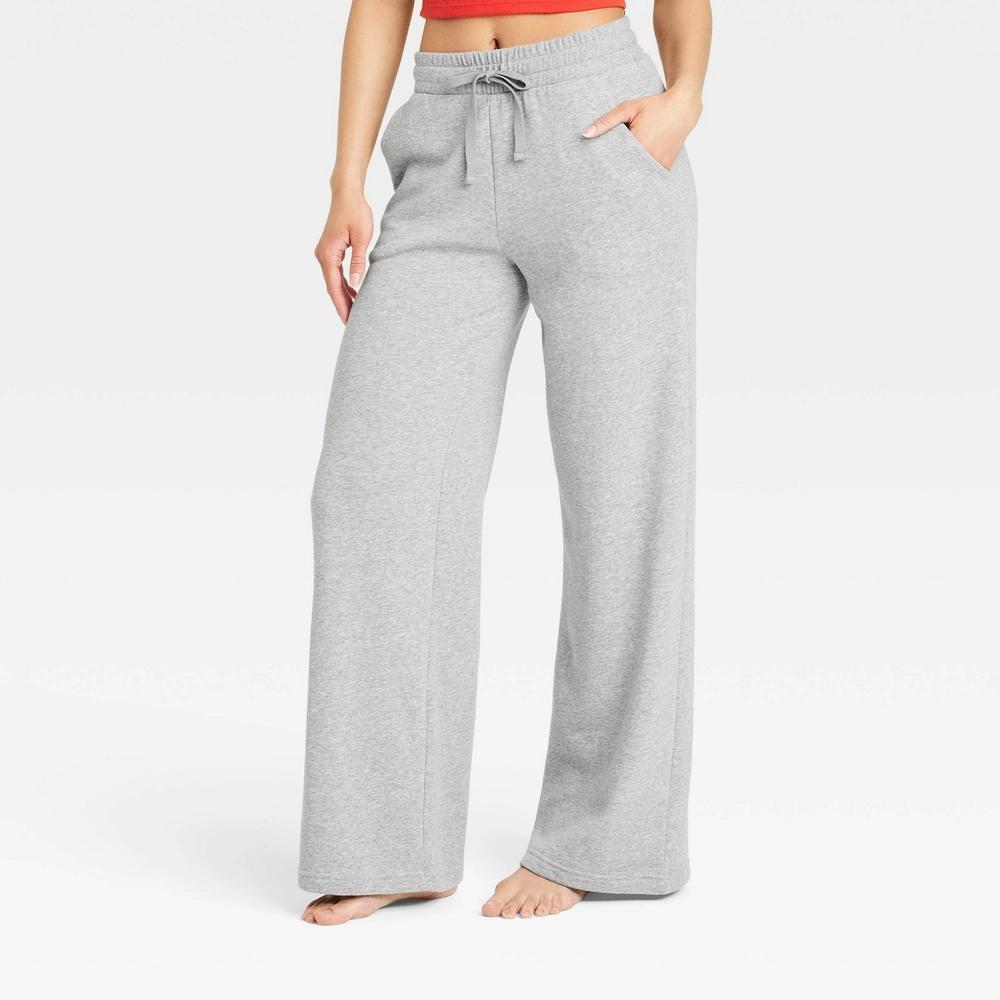 Women's Fleece Wide Leg Lounge Pants - Colsie™ Heathered Gray L Product Image