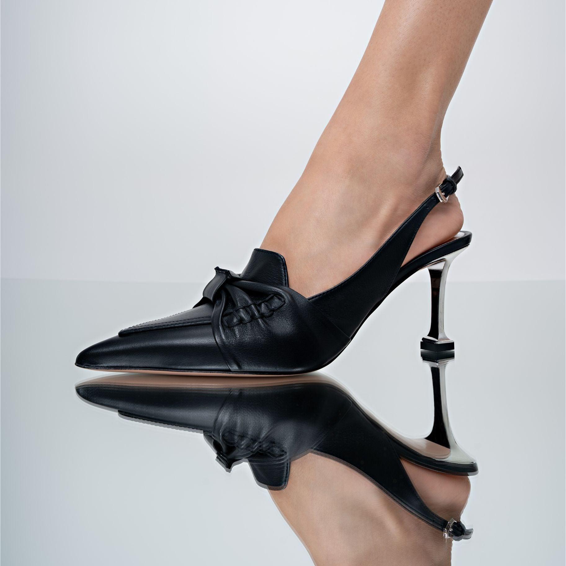 Fiorella Mid Leather Pump Female Product Image