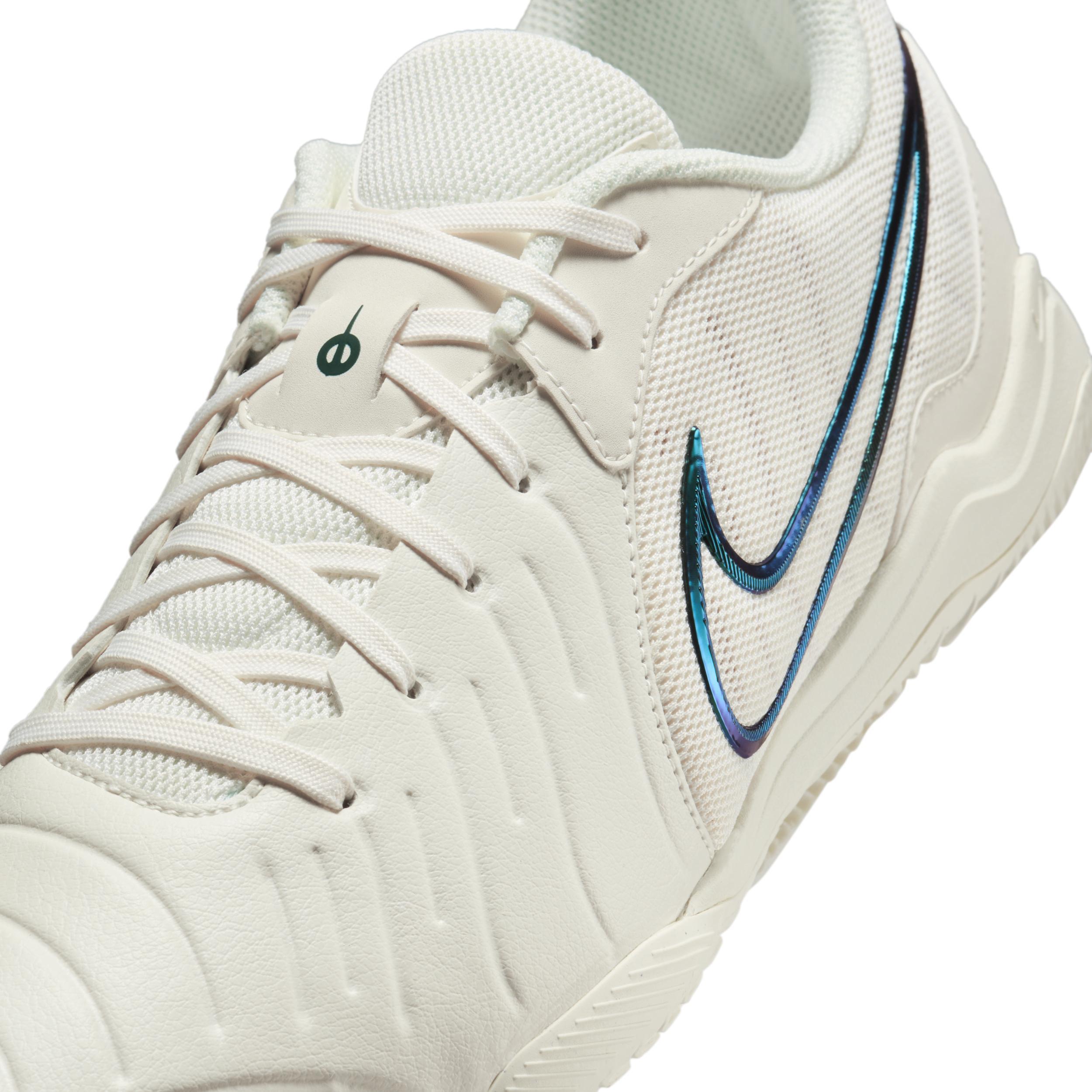 Nike Men's Tiempo Legend 10 Academy 30 IC Low-Top Soccer Shoes Product Image