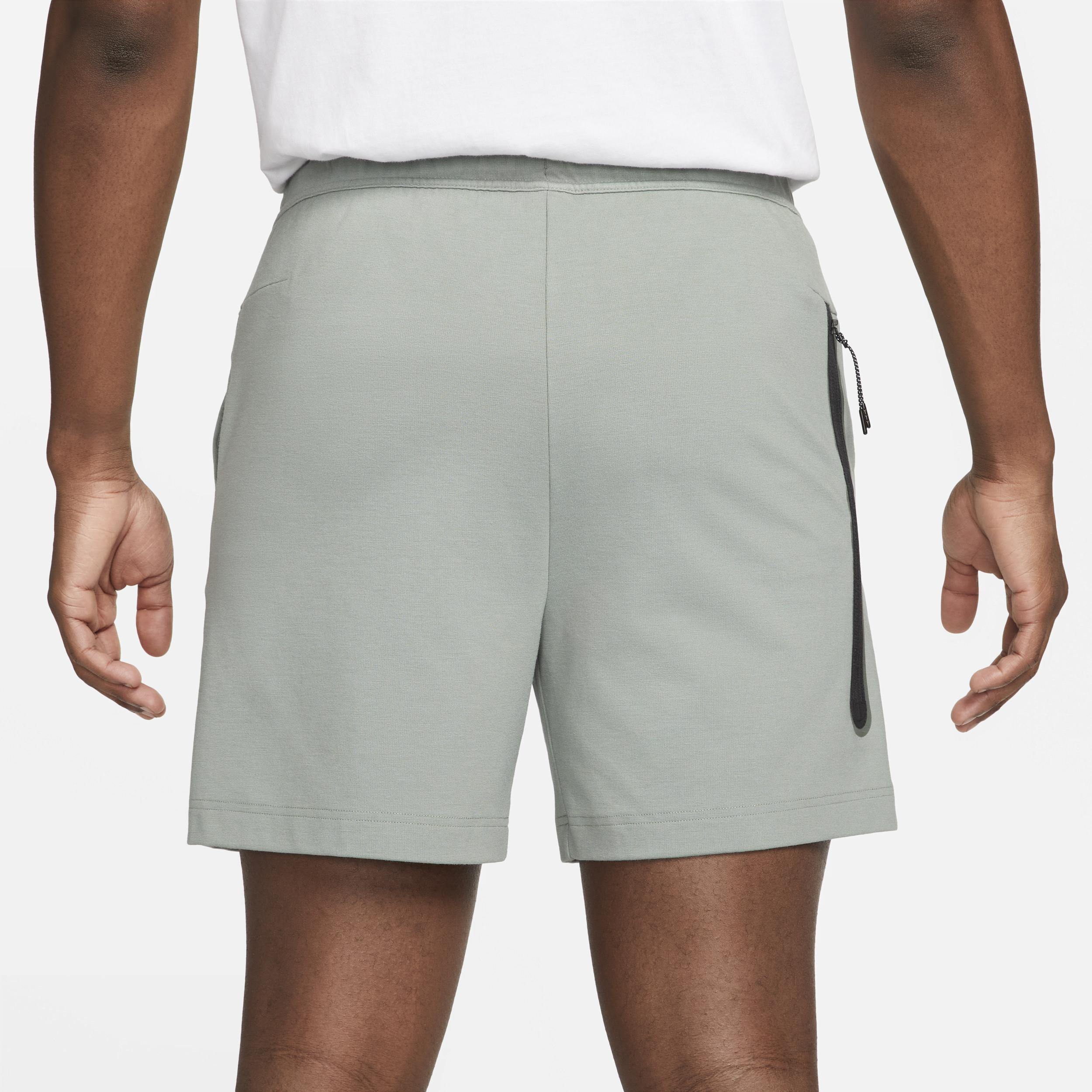 Men's Nike Sportswear Tech Fleece Lightweight Shorts Product Image