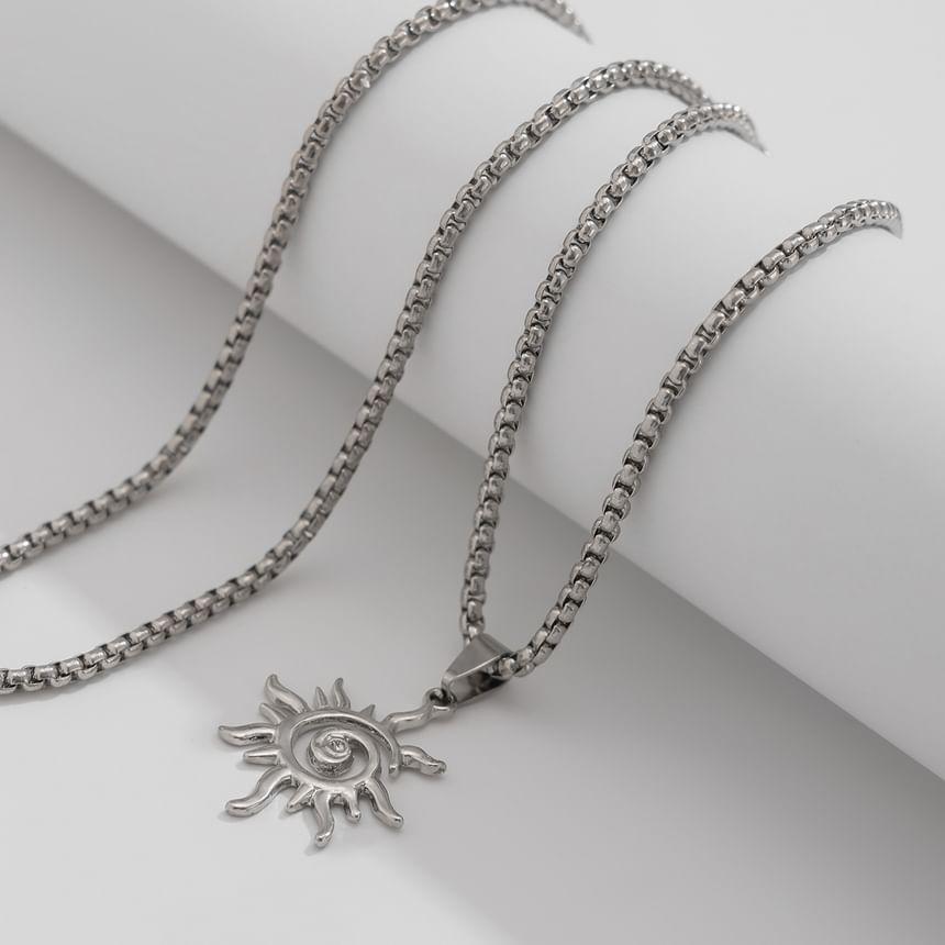 Sun Pendant Alloy Necklace Product Image