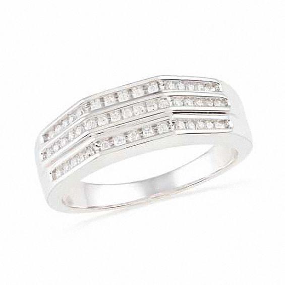 Men's 1/4 CT. T.w. Diamond Ring in 10K White Gold Product Image