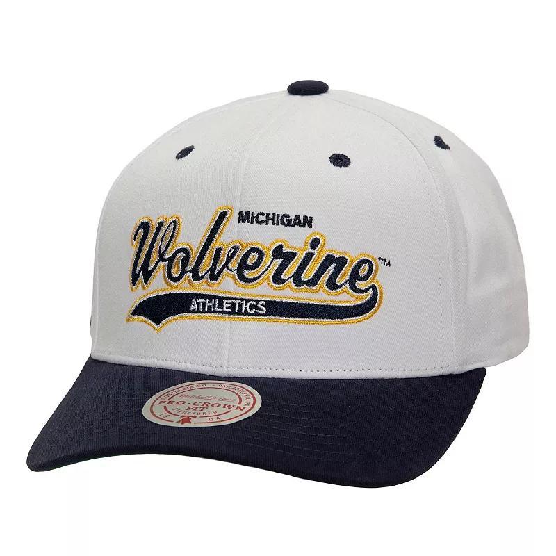 Mens Mitchell & Ness /Navy Michigan Wolverines Tail Sweep Pro Snapback Hat Product Image