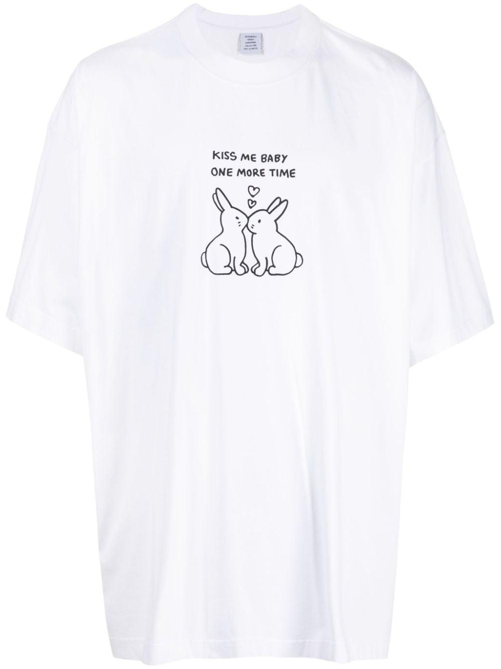 Kissing Bunnies Round-neck T-shirt In Weiss Product Image