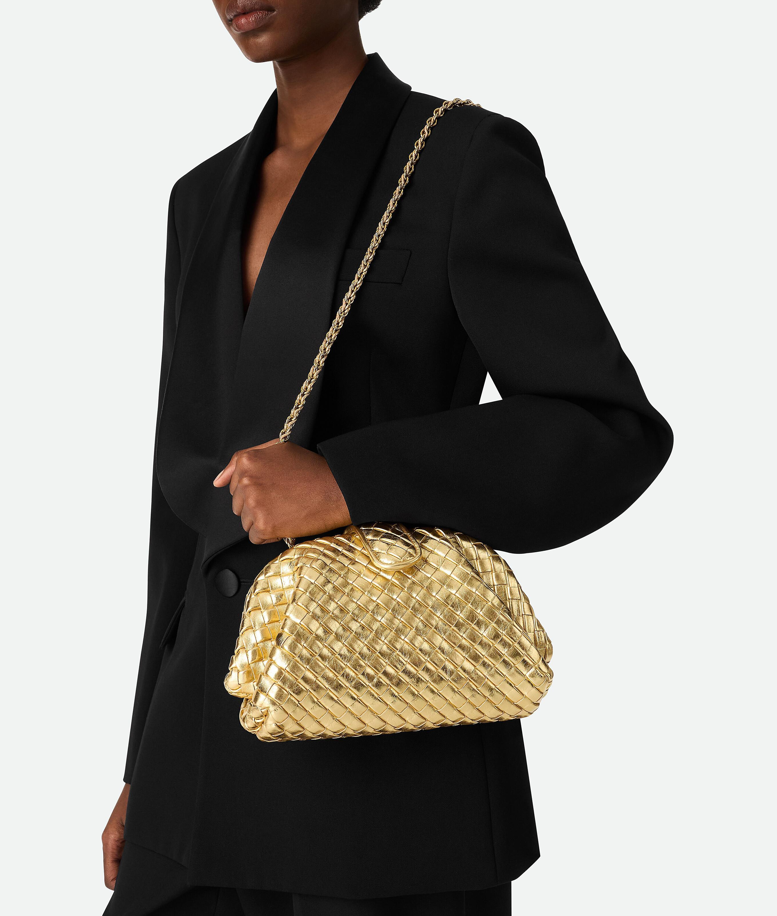 BOTTEGA VENETA Kleine Lauren 1980 In Gold Product Image