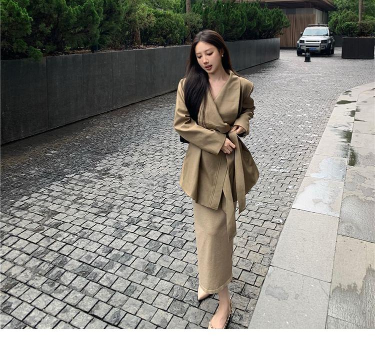 Collared Plain Tie Front Jacket / Spaghetti Strap Plain Maxi Sheath Dress Product Image