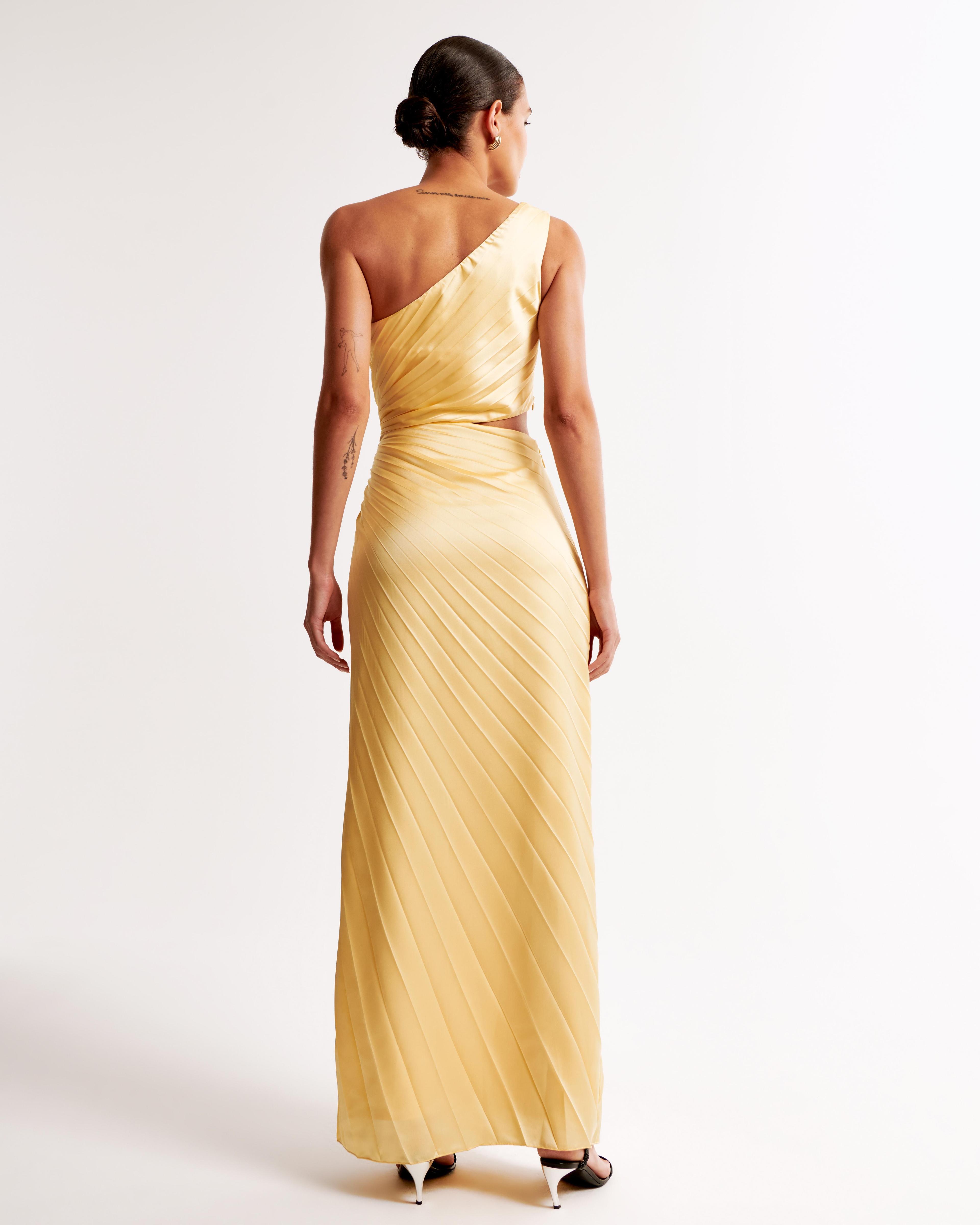 The A&F Giselle Pleated One-Shoulder Cutout Maxi Dress Product Image